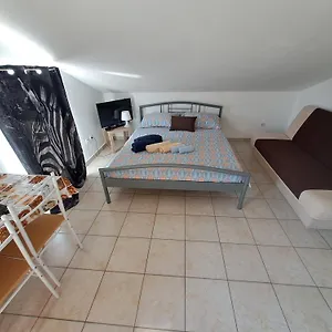 Apartment Dejan Apartment4-top Centar, Pula